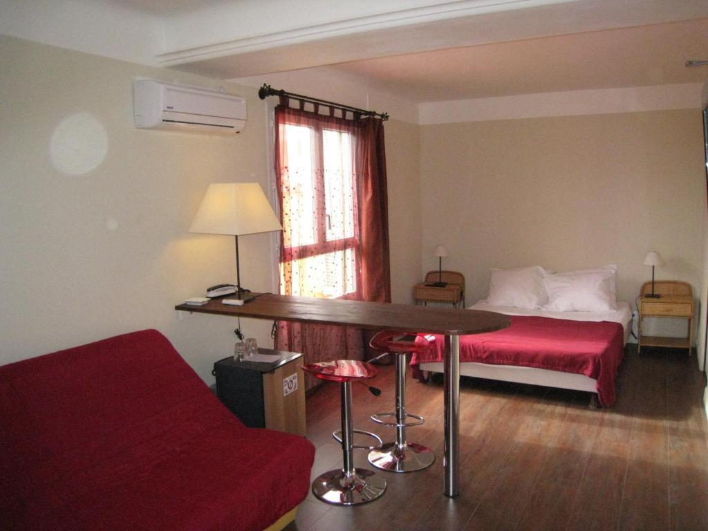 Riviera Villefranche Hotel Room photo
